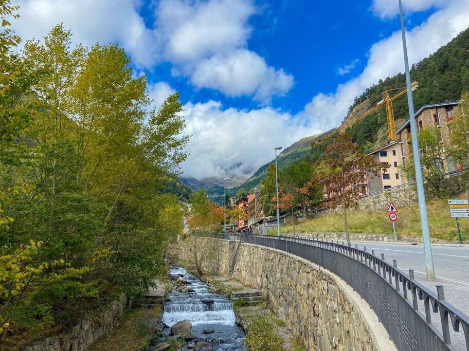 Iconic - A Pie De Pistas En 1 Minuto - Terraza Con Vistas Al Valle Arinsal - Parking Gratis L By Bonesvacances Exterior photo