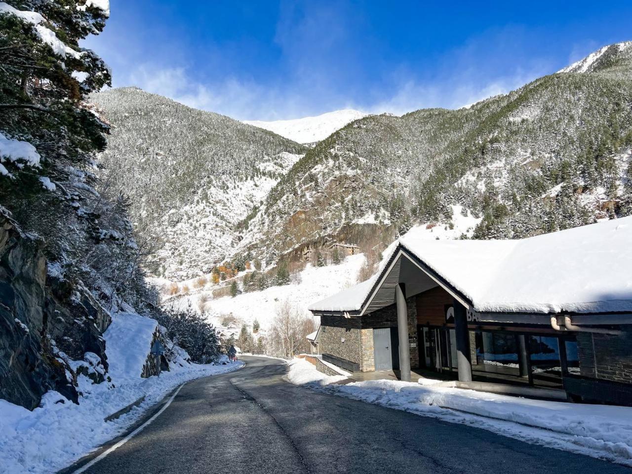 Iconic - A Pie De Pistas En 1 Minuto - Terraza Con Vistas Al Valle Arinsal - Parking Gratis L By Bonesvacances Exterior photo