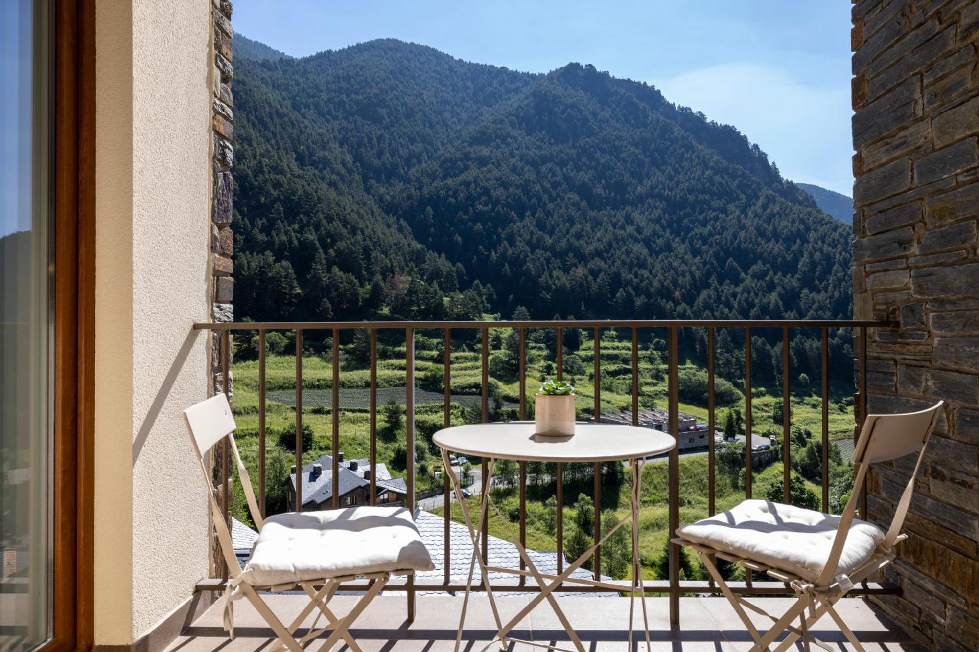 Iconic - A Pie De Pistas En 1 Minuto - Terraza Con Vistas Al Valle Arinsal - Parking Gratis L By Bonesvacances Exterior photo