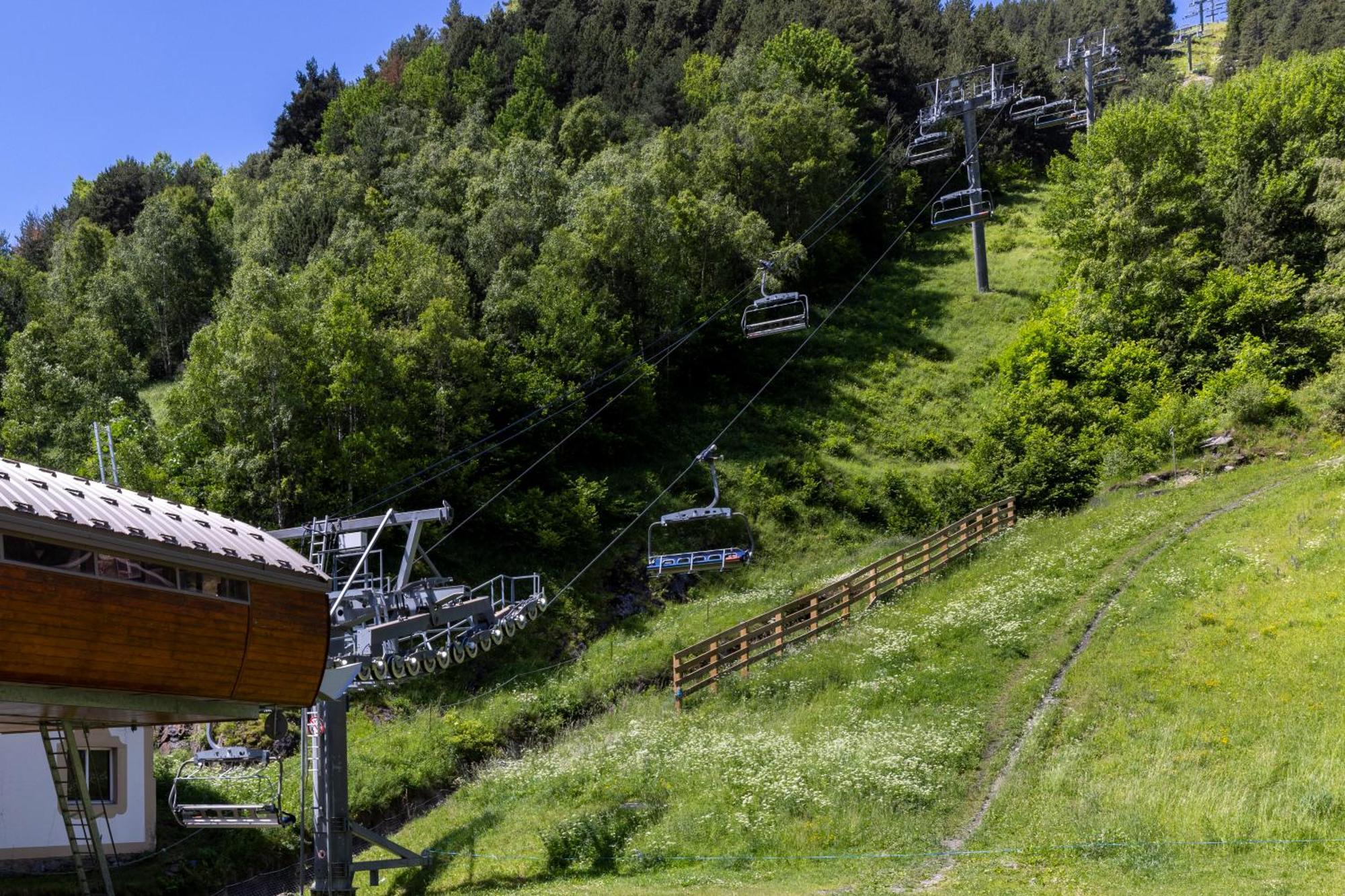 Iconic - A Pie De Pistas En 1 Minuto - Terraza Con Vistas Al Valle Arinsal - Parking Gratis L By Bonesvacances Exterior photo